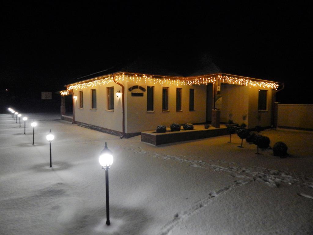 Szamos-Party Vendeghaz Hotel Olcsva Exterior photo